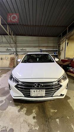 هیوندای ئەلەنترا
